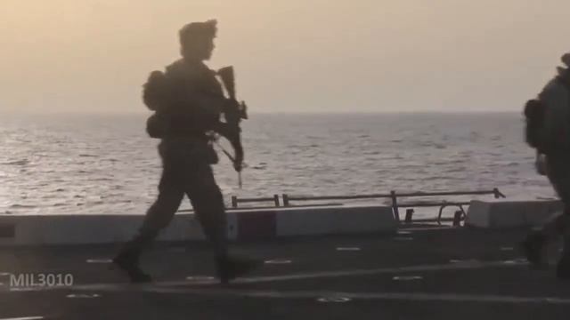 Транспортный вертолет CH 53E Super Stallion десантирование м смотреть онлайн