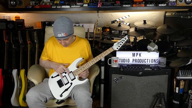 IBANEZ PGM MIKRO UNBOXING AND REVIEW смотреть онлайн