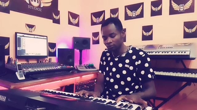 Tukay on keys... ((Methodist Hymn 99...!!!)) смотреть онлайн