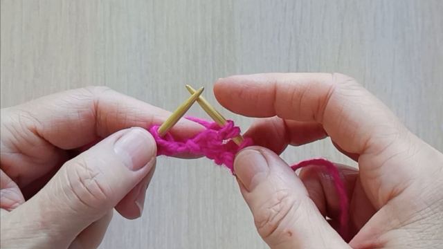 РЕЛЬЕФНЫЙ УЗОР СПИЦАМИ. Раппорт - один ряд смотреть онлайн