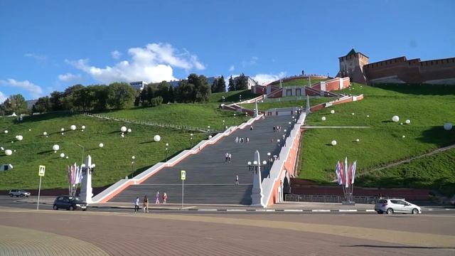 Знакомьтесь, Нижний Новгород! Городские набережные смотреть онлайн