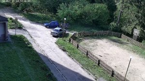 Hiwatch DS-I200 (6 мм), день, тени