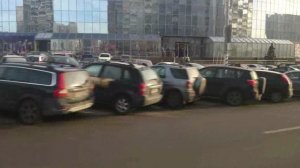 Москва, автобус 813, участок Старобитцевская улица, 17 - м. Бульвар Дмитрия Донского