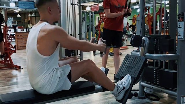 Как тренировать СПИНУ в ЗАЛЕ? Моя ПОЛНАЯ ТРЕНИРОВКА смотреть онлайн