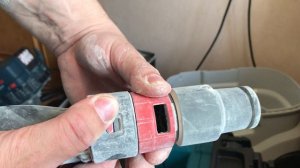 Сравнение пылесосов Makita VC4210L и Bosch GAS 35 L SFC+