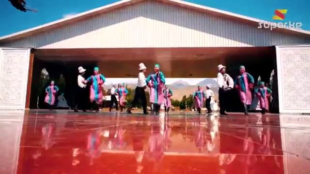 Кыргызские песни и танцы.