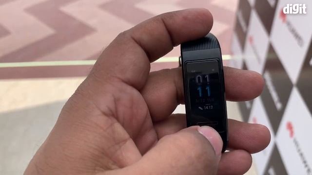 Huawei Band 3 Pro | All-in-One Activity Tracker | First Look | Rs 4,690 | Digit.in смотреть онлайн