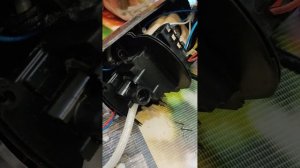 Пылесос Starwind SSV9555 не идёт пар, гудит, тарахтит (ремонт).