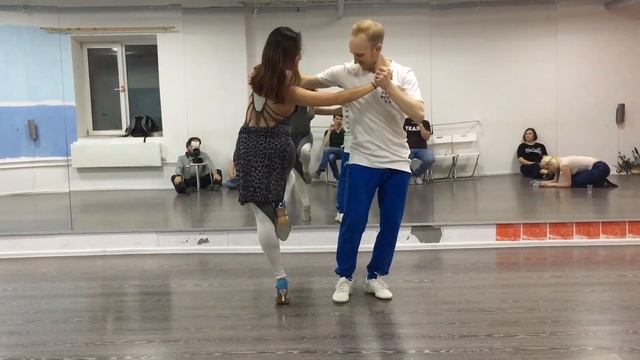 Zouk Yury Ovchinnikov & Taty Pinarina 23.12.2018 смотреть онлайн