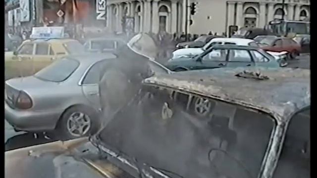 Такси на Восстания.avi смотреть онлайн