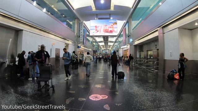 Miami International Airport USA | AIRPORT TOUR смотреть онлайн