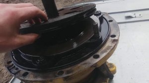 Komatsu wb 93 подшипник задней ступицы