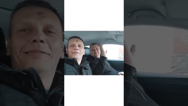 но есть в этом месяце праздник смотреть онлайн