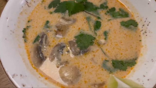 Маленькое путешествие в Москву Красногорск Крокус Твой дом Прогулки Часть 1 ВЛОГ смотреть онлайн