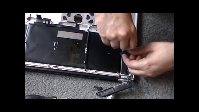 Disassemble Macbook Pro 15 2010 Unibody till removing the top case PART 2