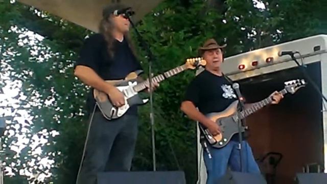 Felix And The Hurricanes July/11/2013 смотреть онлайн