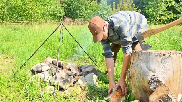 Off Grid Living in a OLD Log Cabin | Building My NEW Homestead, Cooking смотреть онлайн