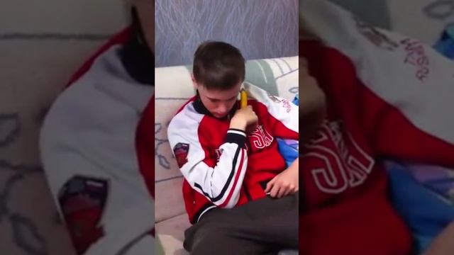 Как быстро разбудить человека (vine)