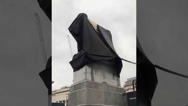 Michael Rakowitz unveils an anti-ISIS statue in Trafalgar Square