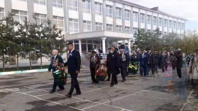 Нет-нет, не зря хранится память... смотреть онлайн