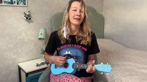 МЭЙБИ БЭЙБИ - ЗАЙКА Ukulele cover by A.S. Sasha Smirnova Sasha LIVE ACOUSTIC Укулеле кавер