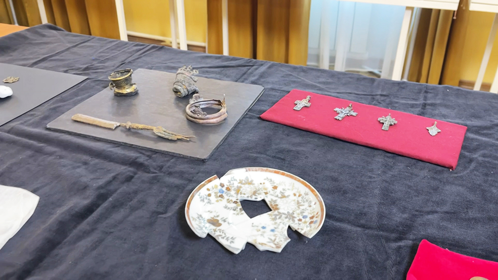 Столичные археологи нашли в Хамовниках почти 400 старинных предметов / Город новостей на ТВЦ