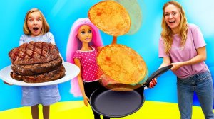 Новые видео куклы - Что приготовила Барби для Кена? – Весёлые игры готовить с Плей До