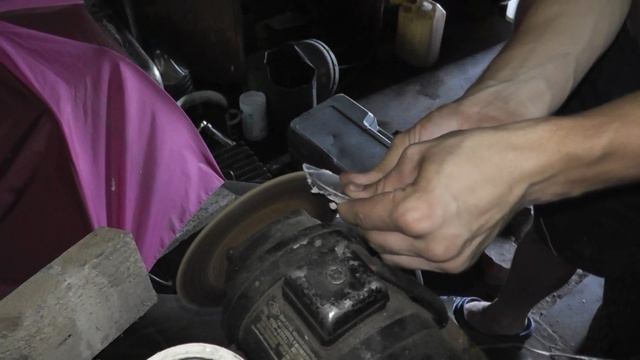 Защитные круглые очки как у миньонов (Glasses like minions) смотреть онлайн