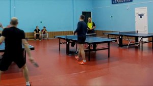 Настольный теннис . 2х сторонний шиповик  Тамошин А   против гладкой Нагаева С     Калуга 2020 г