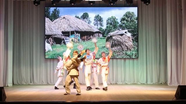 Подборка номеров с III Фестиваля стилизованного танца и народного шоу «Dance-фолк эксперимент».