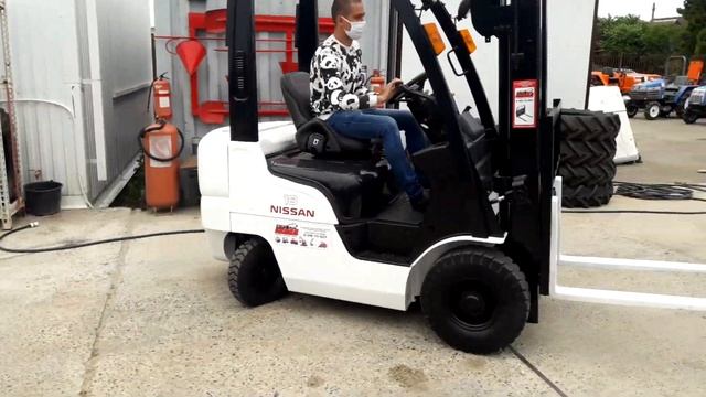 Японский вилочный погрузчик NISSAN 1.8 тн. смотреть онлайн