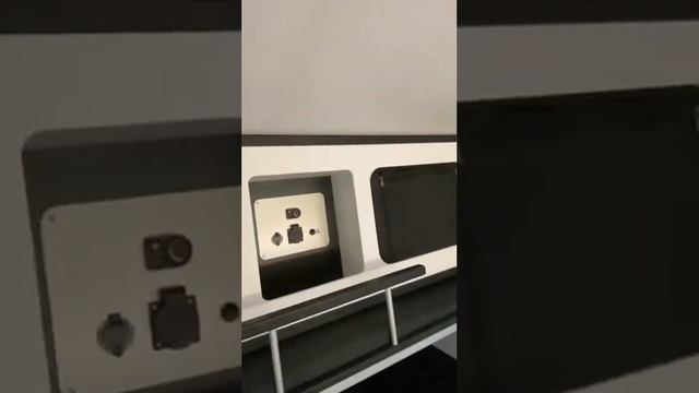 Кемпер Велес, в цвете Голд Шампань, от компании «Автодача» смотреть онлайн