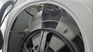 Вытаскиваем посторонний предмет из стиральной машины