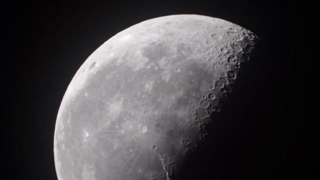 Moon in 4k trough Meade ETX 125 ⎢Луна в 4k через телескоп смотреть онлайн