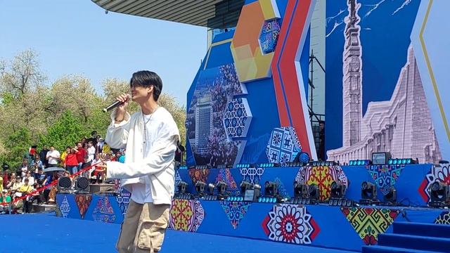 1 мая День единства народов Казахстана смотреть онлайн