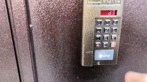 Не знаешь пароль от домофона? Обход паролей на домофоне ВИЗИТ БУД-302 М, К20, К80