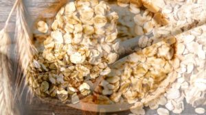 9 полезных свойств овсяных хлопьев