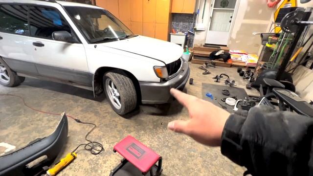 98 Subaru Forester / Legacy Bumper SWAP! смотреть онлайн