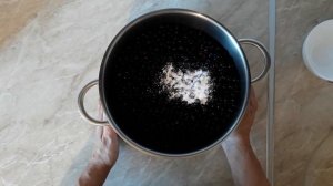 СИРОП ИЗ ЧЕРНОПЛОДНОЙ РЯБИНЫ (АРОНИИ) С ВИШНЕВЫМИ ЛИСТЬЯМИ.