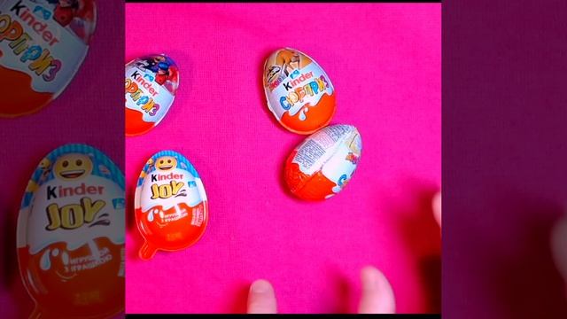 Candy's Kinder ASMR lollipops satisfying video relaxing Kinder Joy, Kinder Surprise #shorts (12)