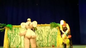 Кукольный спектакль "38 попугаев"