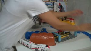 Поезд Метро Игрушка распаковывать【игрушечный поезд】(00076 ru)