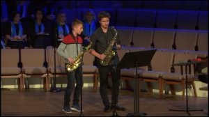 "В вышине под небесами" - дуэт саксофонов