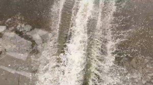 На снегоходе по воде Yamaha Apex  рулит