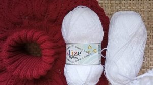 Женская манишка спицами. Короткий обзор