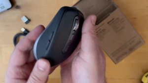 Logitech MX Anywhere 3S for Business Unboxing