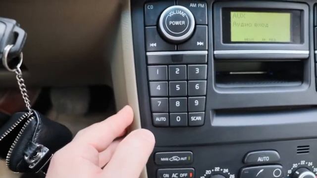 Передняя панель Volvo XC 90 первого поколения - архаизм со вкусом! смотреть онлайн