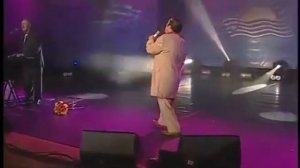 Вилли Токарев - Наш Вадик был на все горазд -  Он пианист и п*****ст