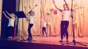 Танец под песню "Я твой цветочек"
