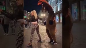 Красивый Твёрк на улице